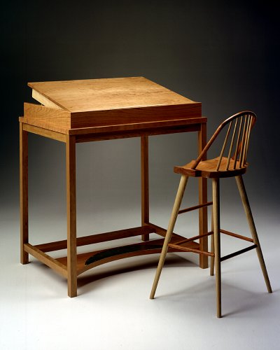 standing-desk-stool-by-becker